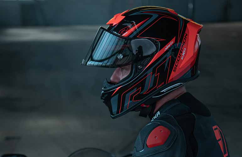 Scorpion EXO-R1 Helmen