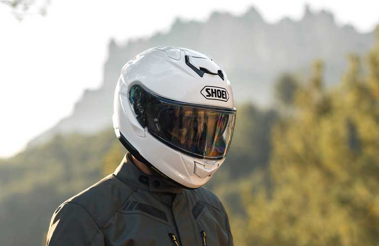 Shoei GT-Air 3 Helmen